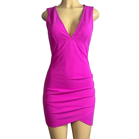 Hello Molly Dresses & Skirts - Hello Molly Delicate Encounters Pink Sleeveless Asymmetric Dress Size Medium 6